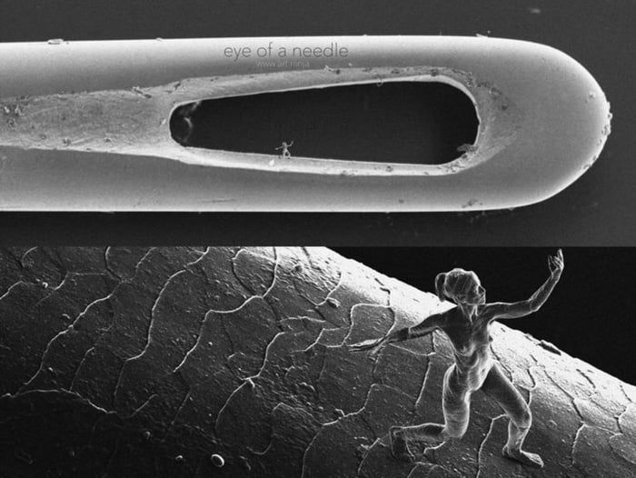 3D printing of microscopic bacterial communities